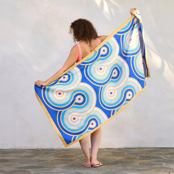 Sand-Free Beach Towel | Greek Key Tiles Microfiber Go Big