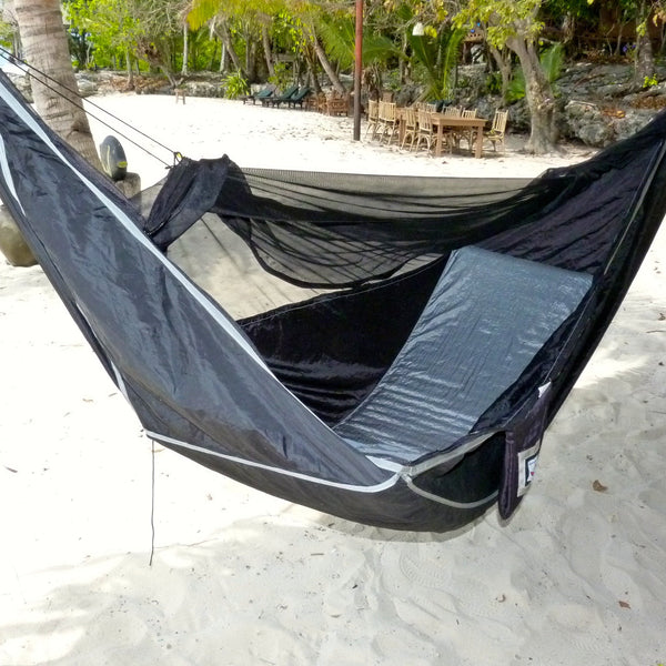 Sky Bed Hammock – Strong & Bug Net Protection