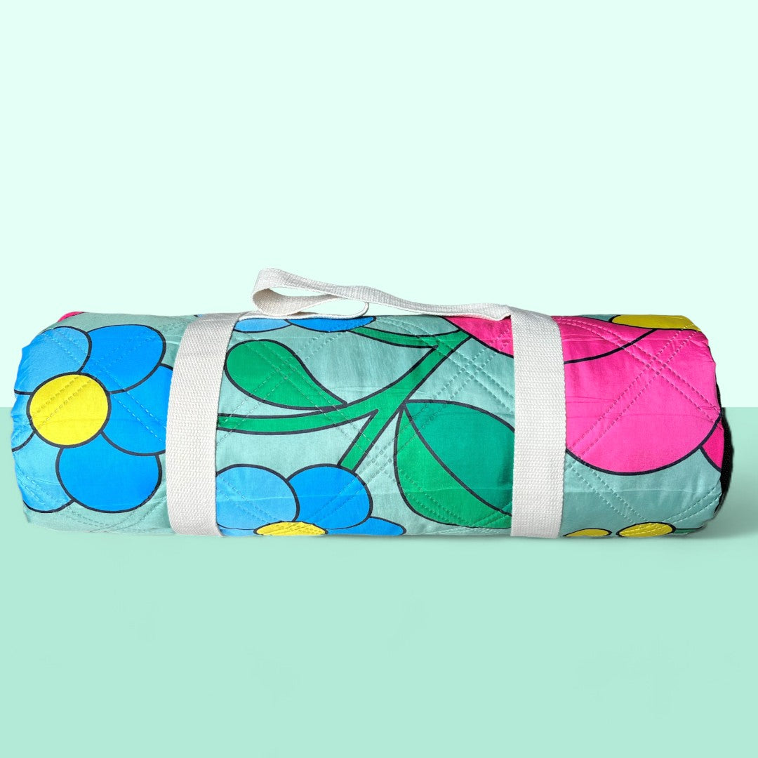Sustainable picnic blanket online